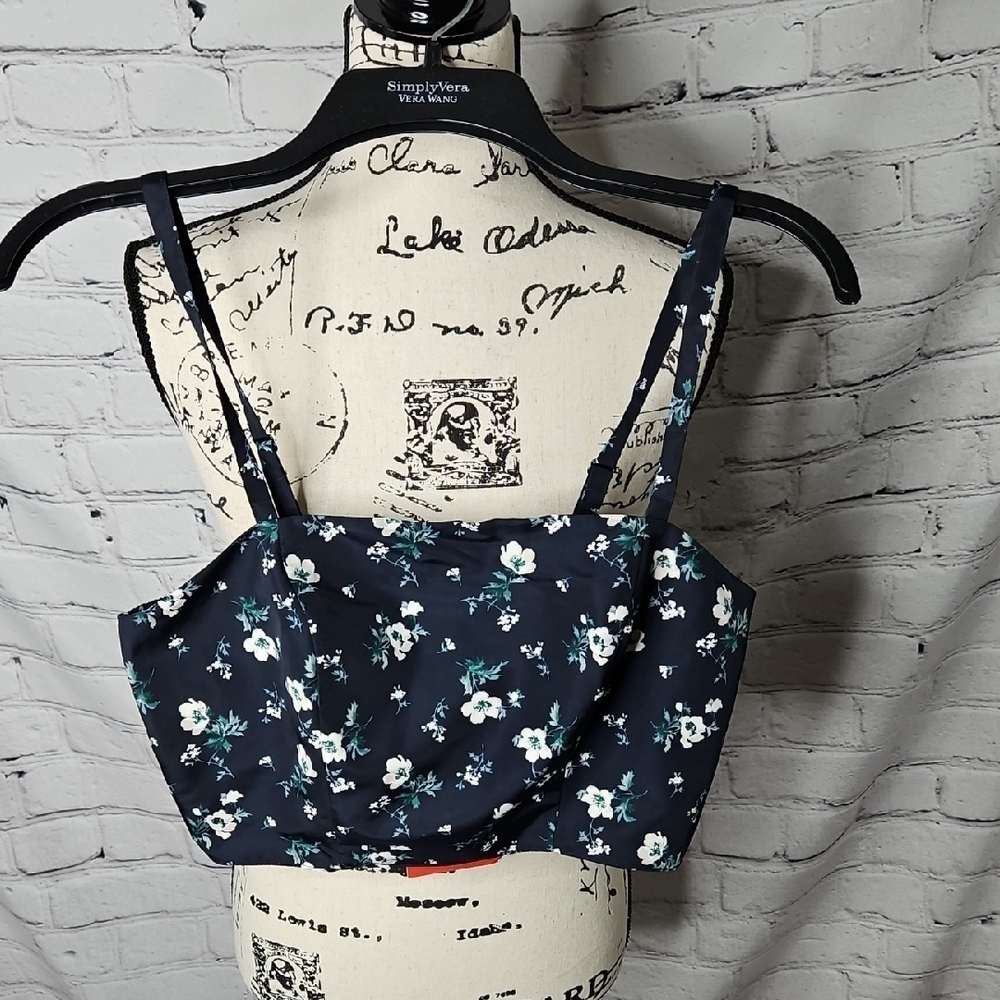The Occasion by Old Navy Navy Floral Taffeta Cropped Tank Top NWT Size Small